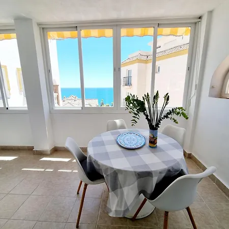 Holiday home Great Townhouse 400m From The