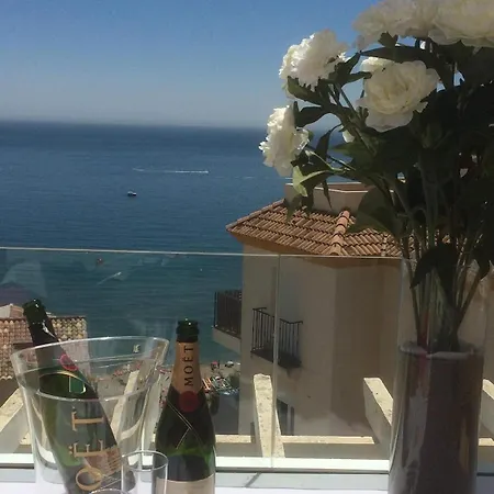 Great Townhouse 400m From The Holiday home
